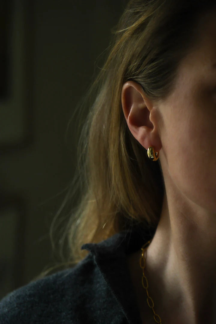 Dewdrop Huggie Earrings | Mary K