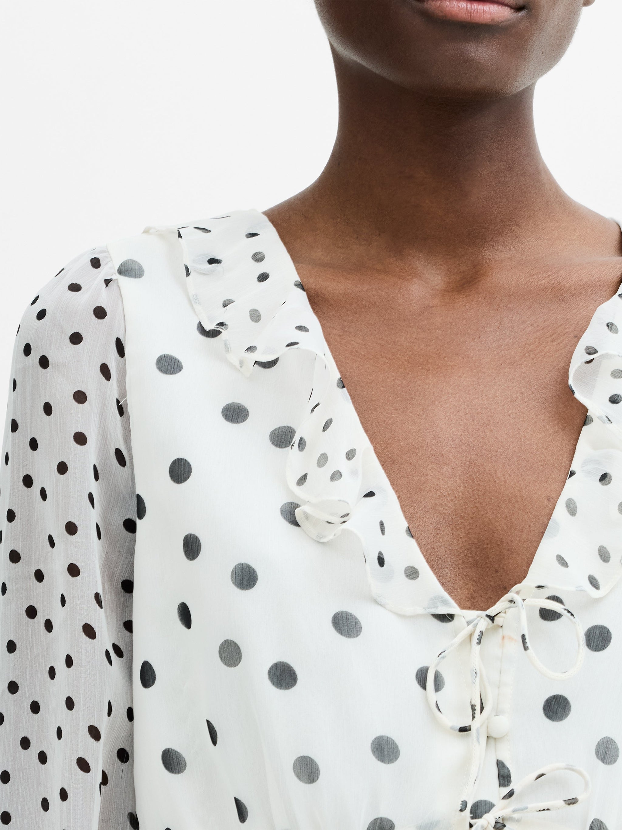 Valeria Chiffon Top|French Connection