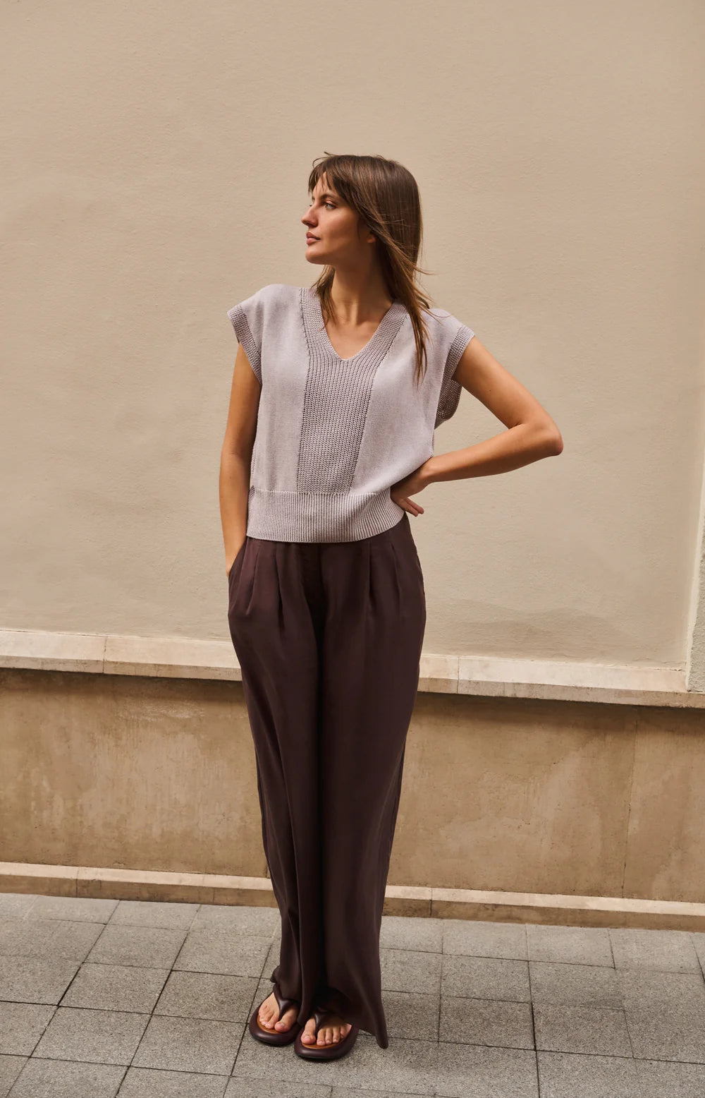 Sleeveless V neck Sweater | Yaya