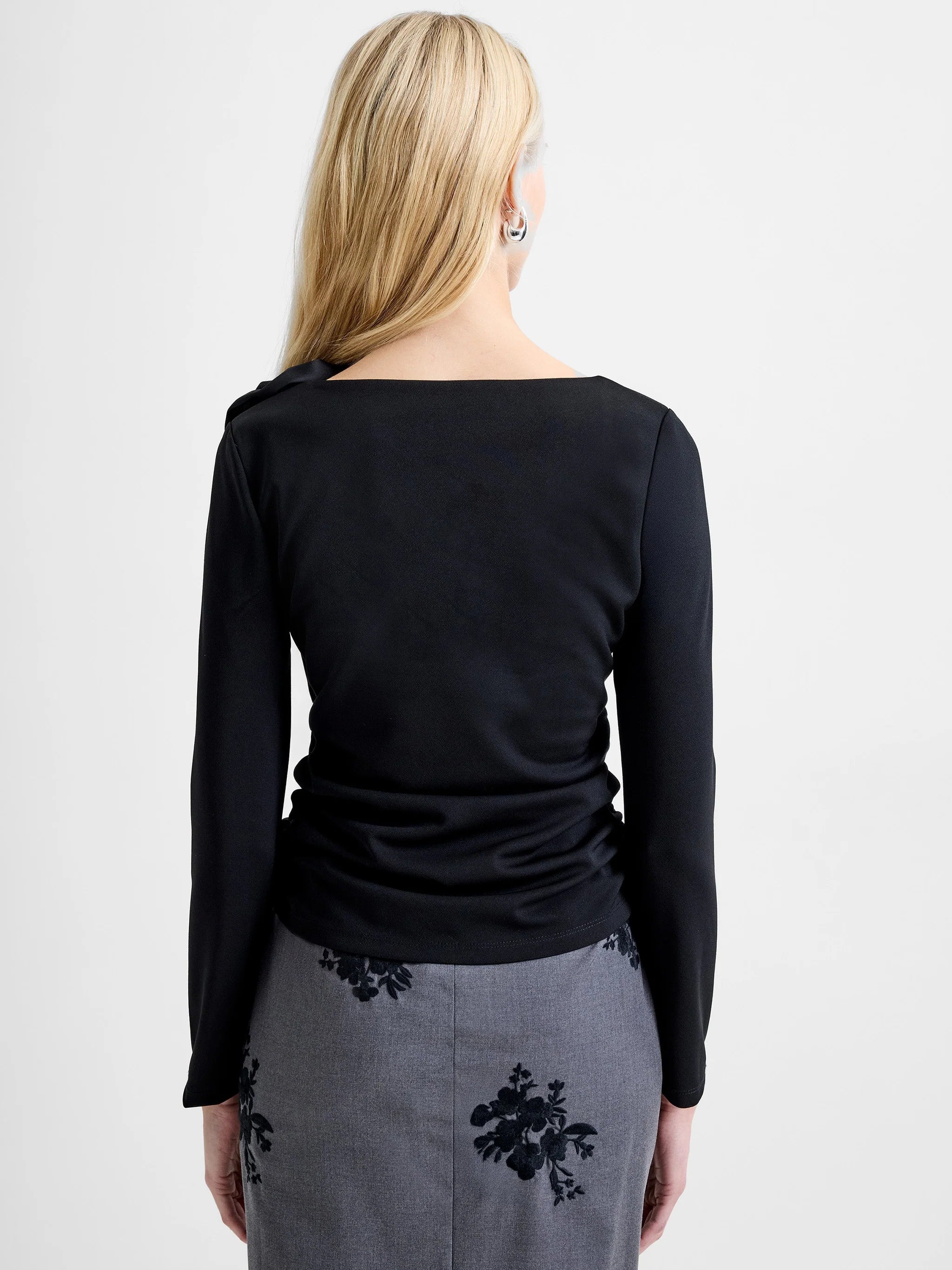 Valetta Rosette Top | French Connection