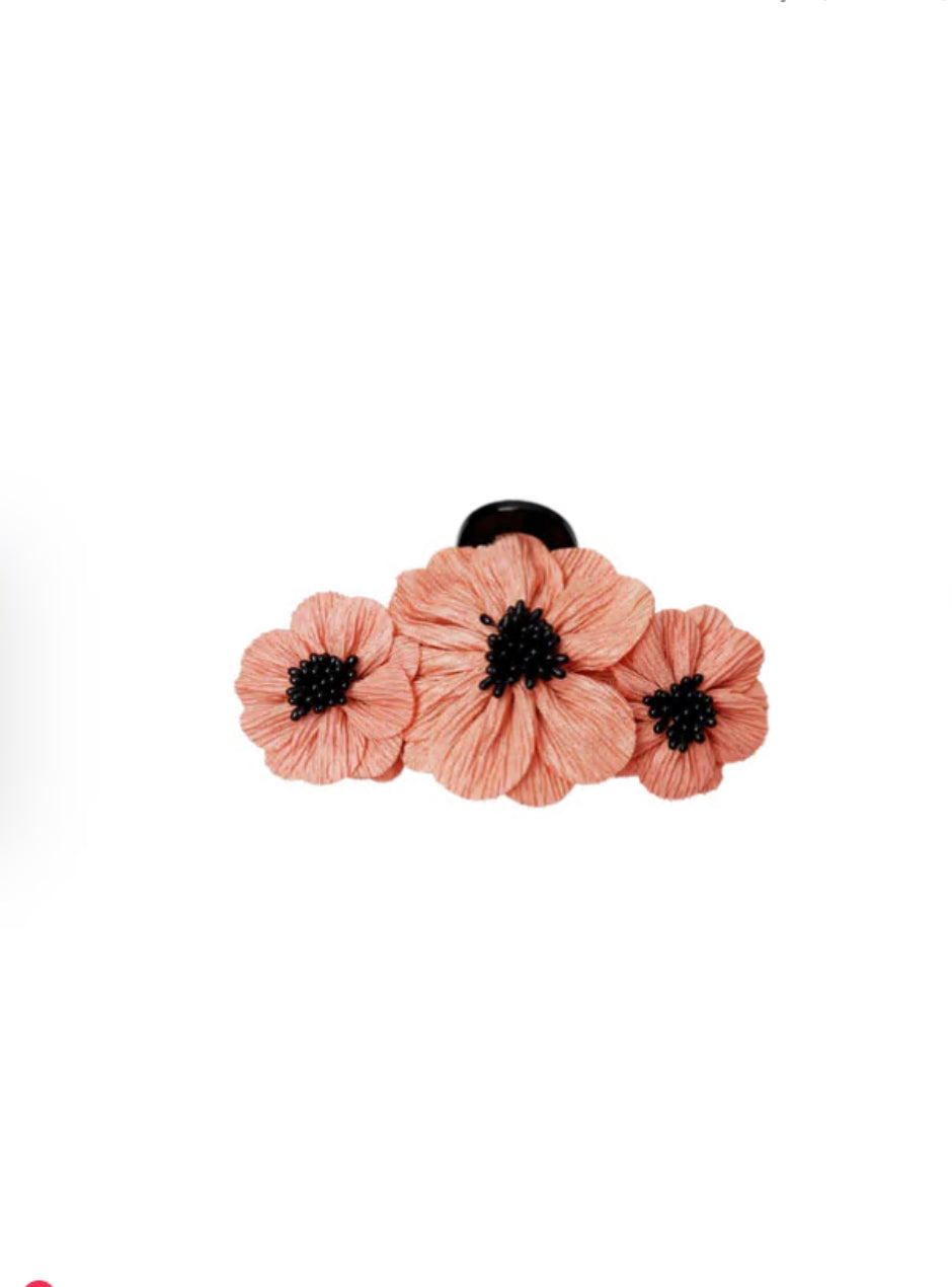 Lilibet Hair Clip Coral | Black Colour