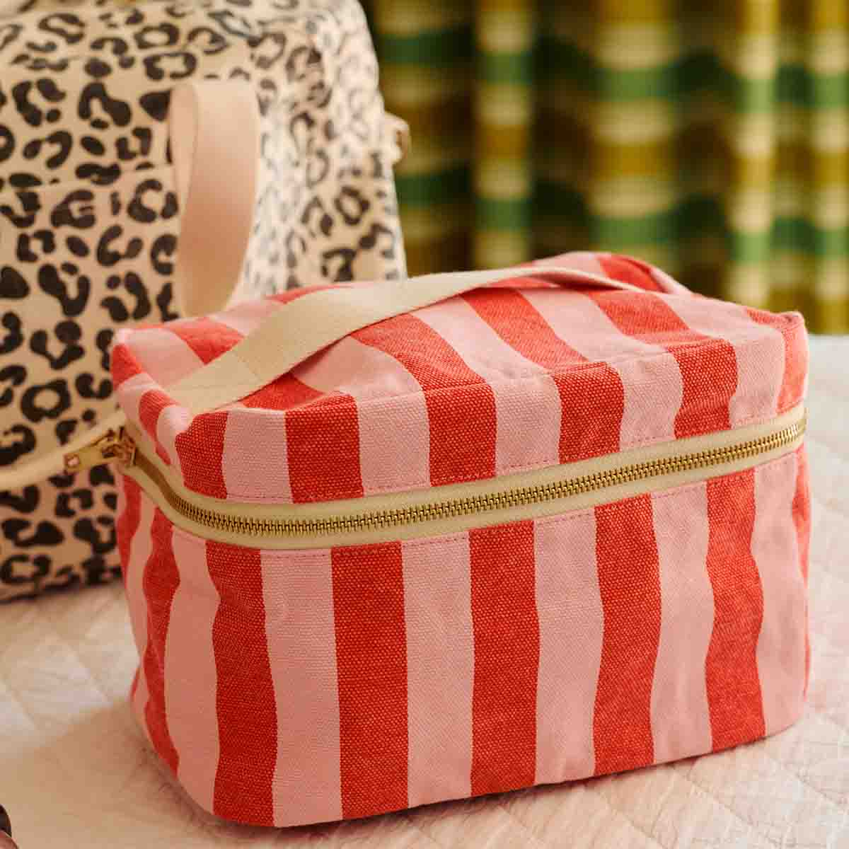 Oona Vanity case |Rose in April