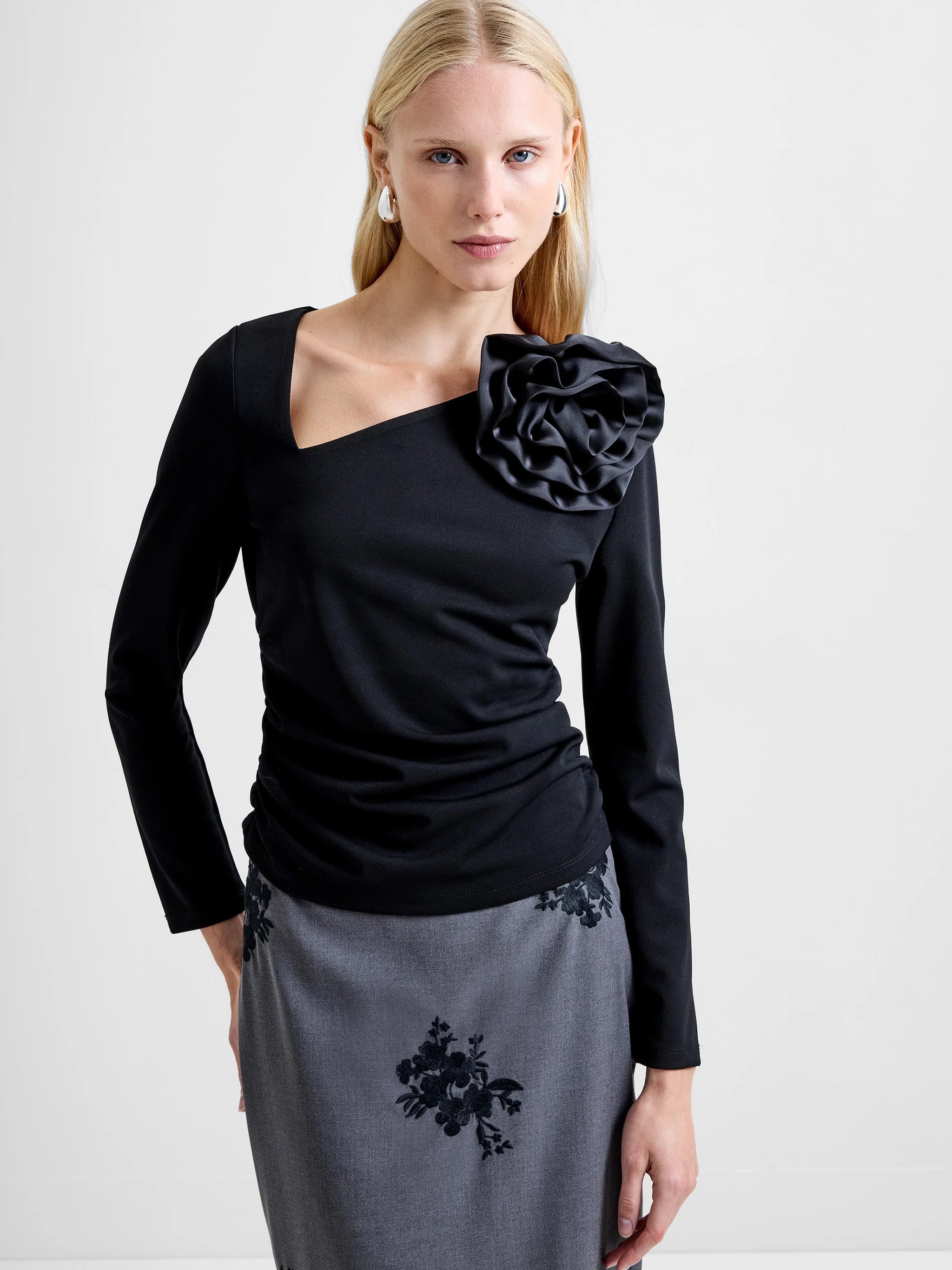 Valetta Rosette Top | French Connection