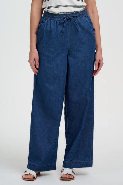 Megan Scalloped Trousers|Sugarhill