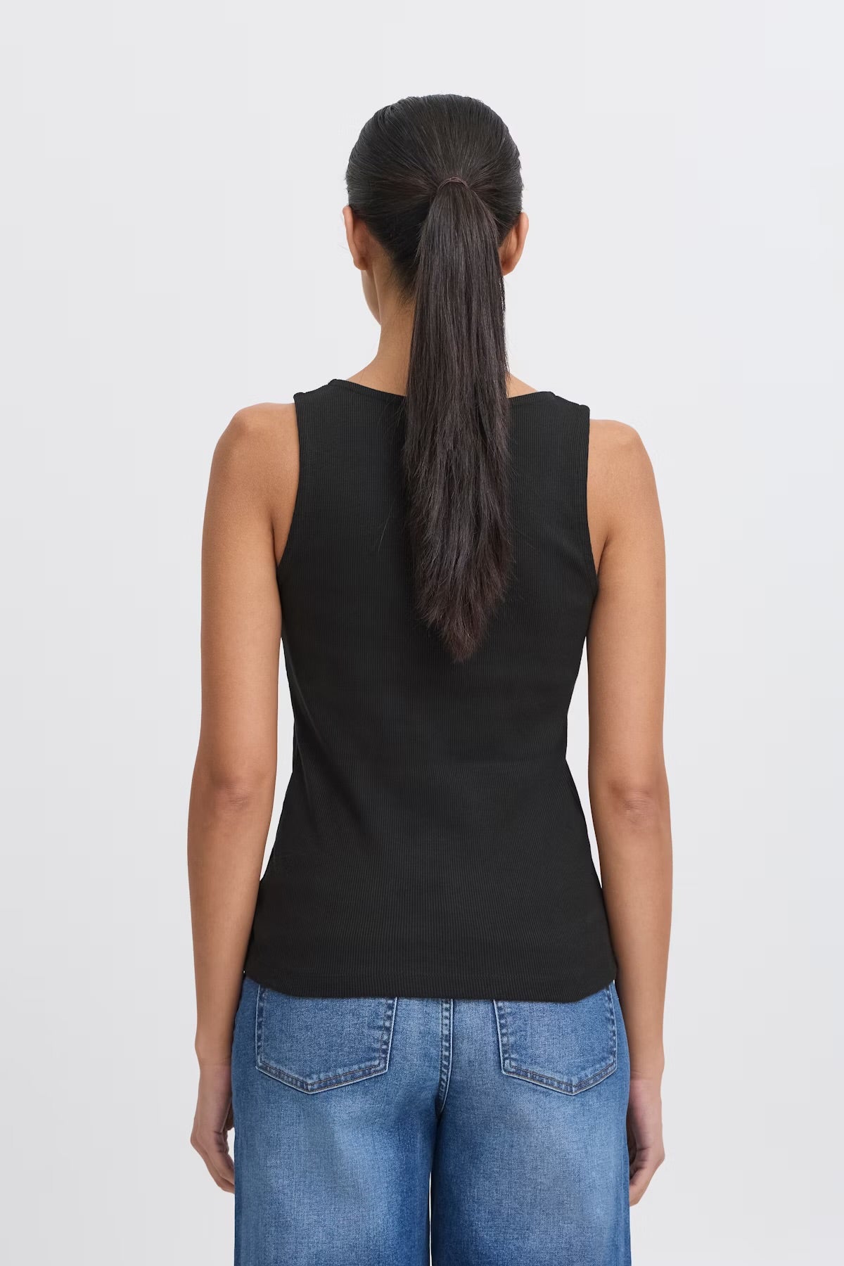 IHORETA Black Sweetheart neck sleeveless top