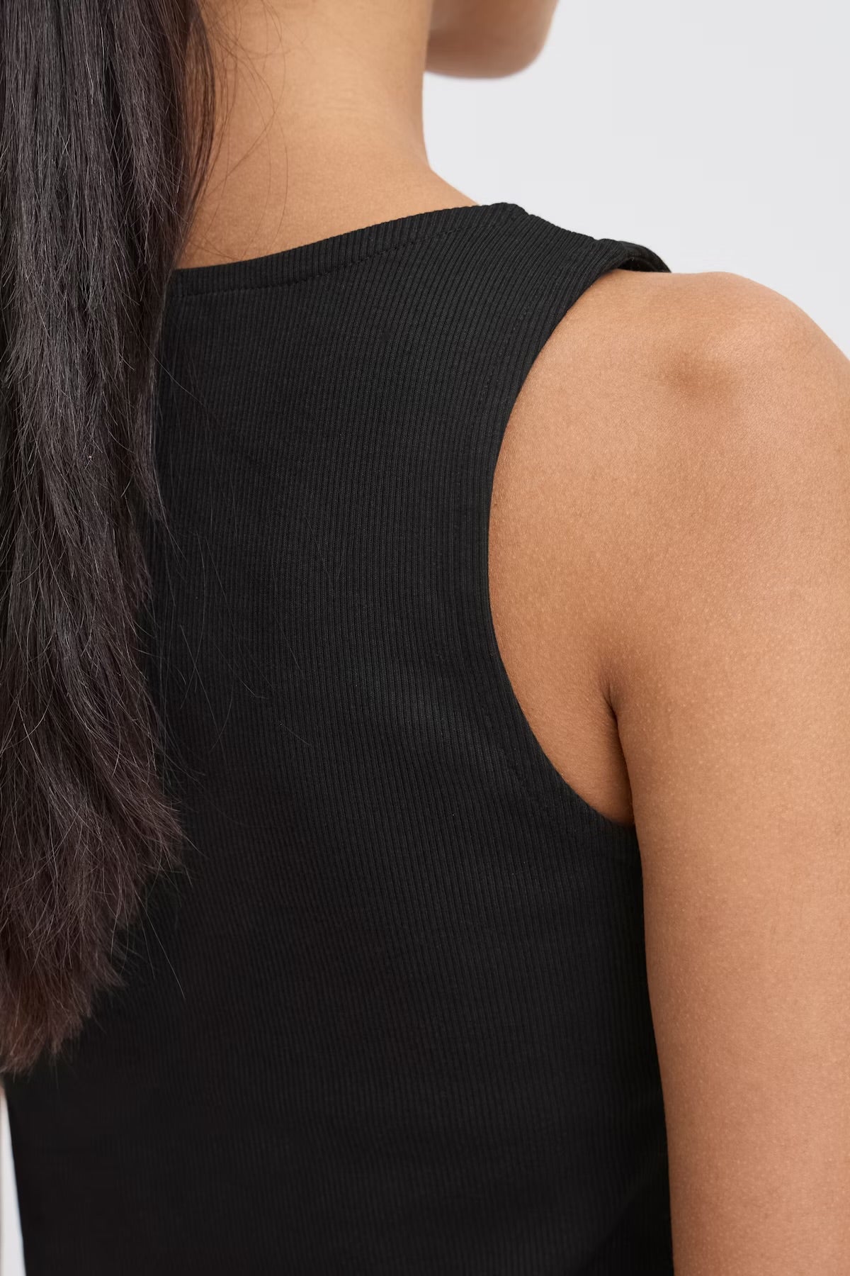 IHORETA Black Sweetheart neck sleeveless top