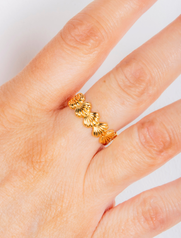 Heather shell ring | Olia