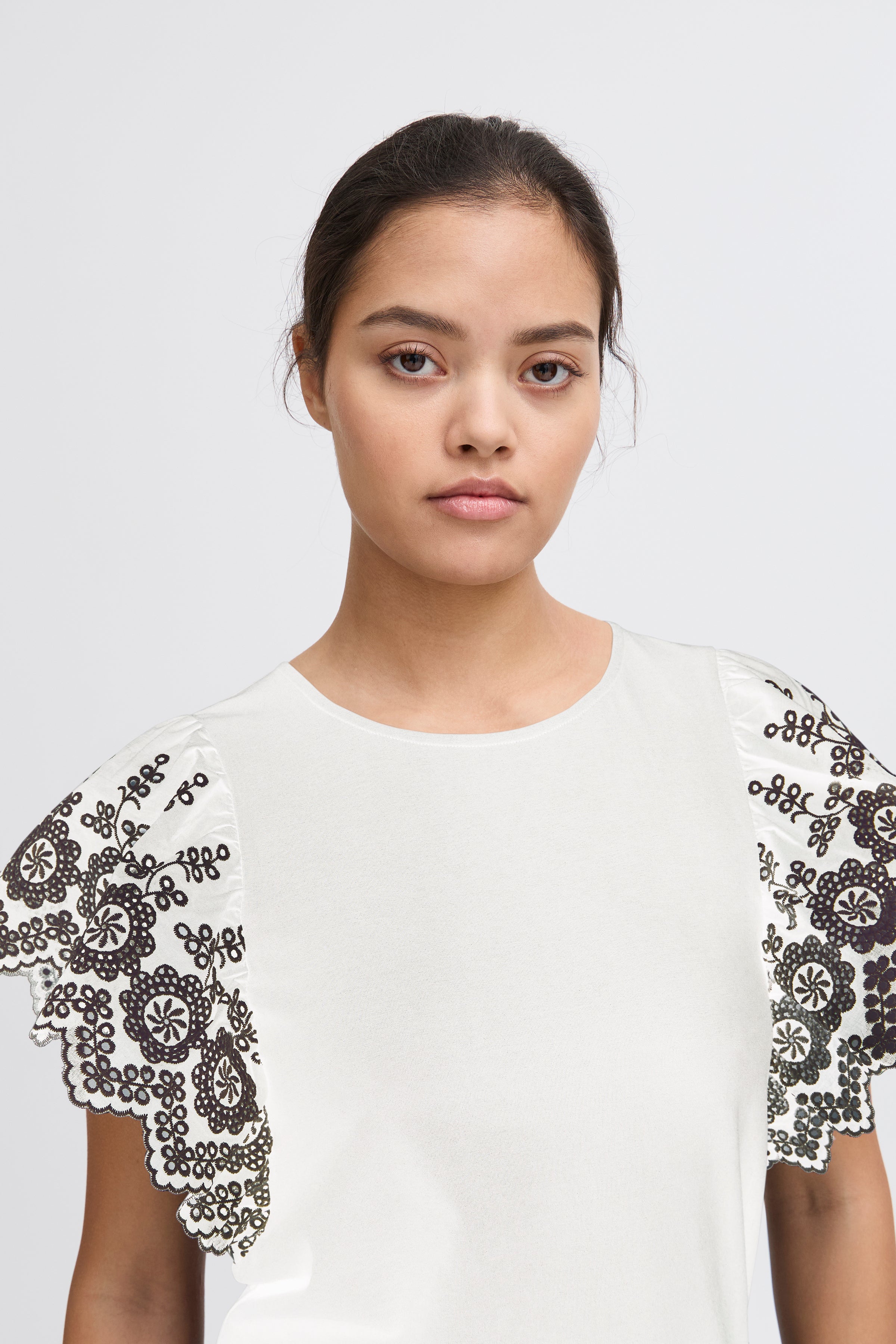 Malui white top | Ichi