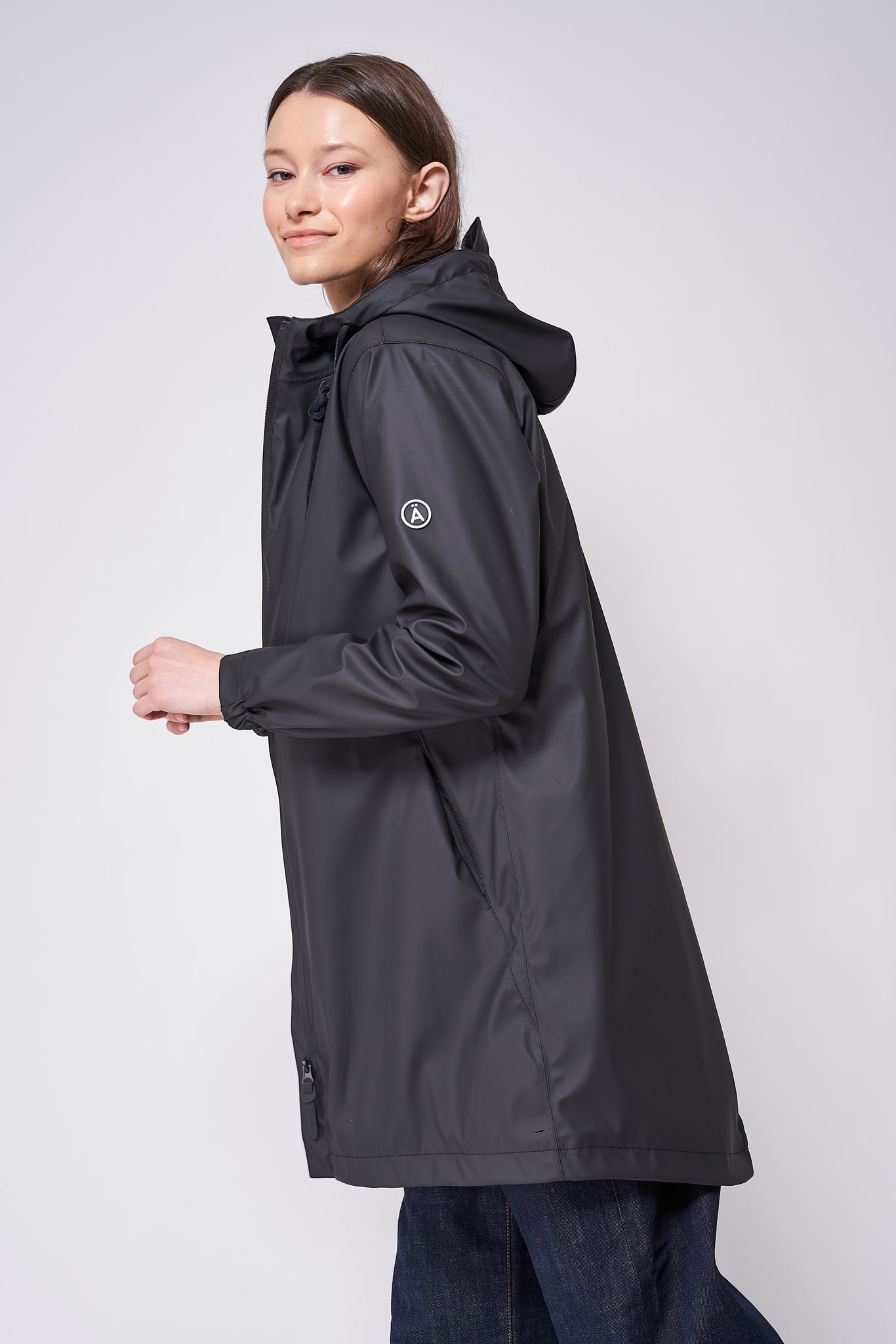 Vand Black Coat | Tanta