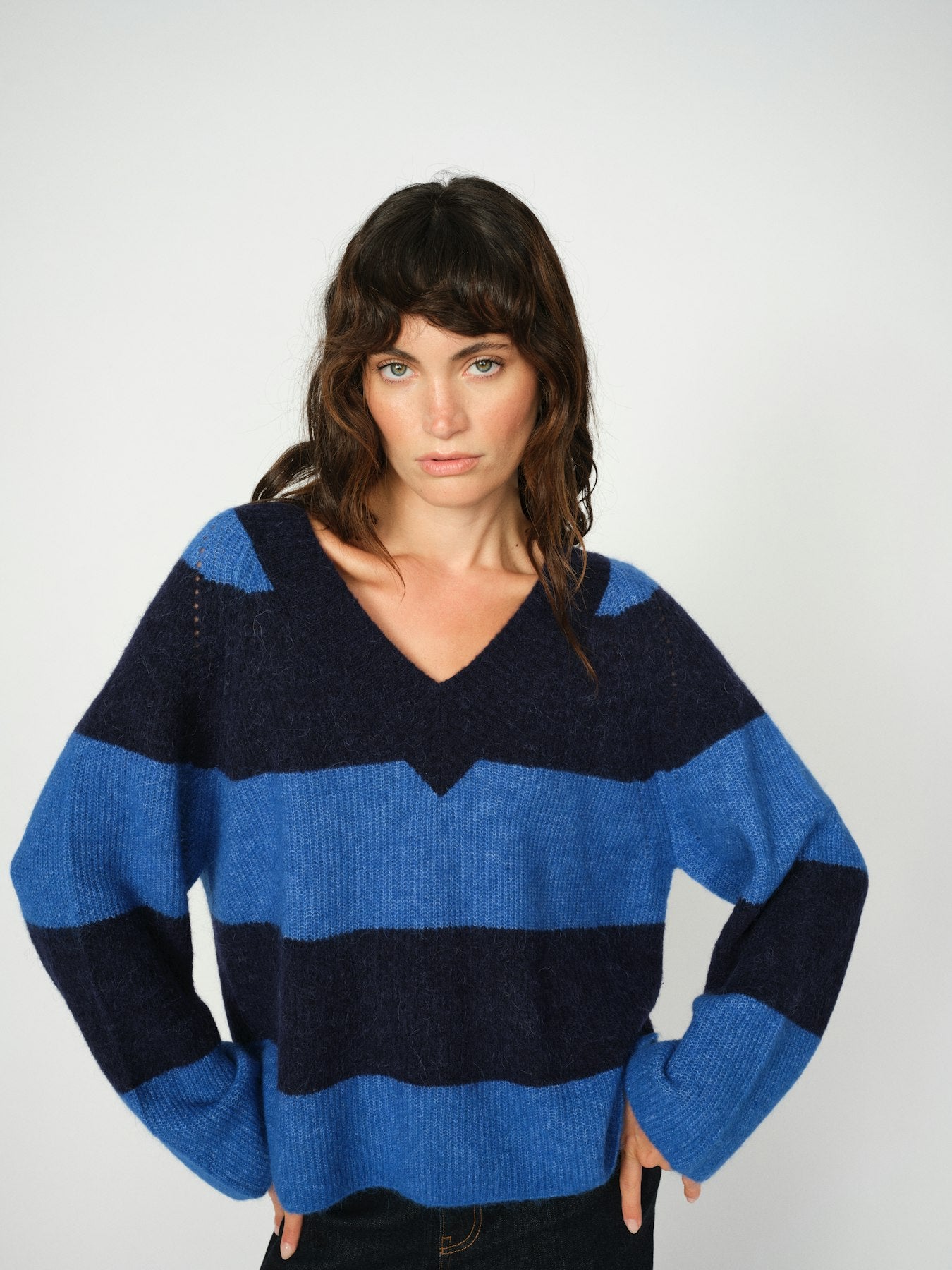 Taci Stripe V Neck Knit | Mos Mosh