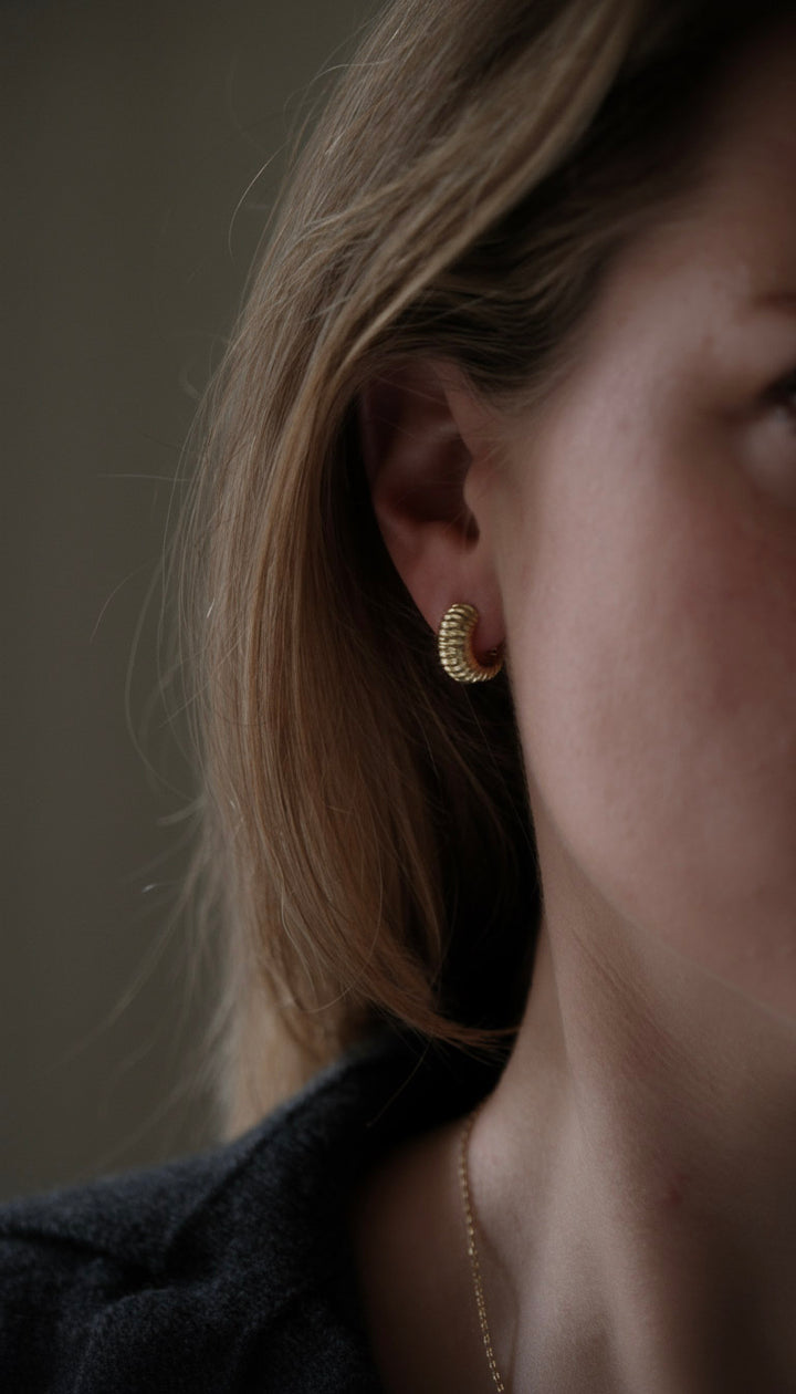 Arryn Huggie |Mary K