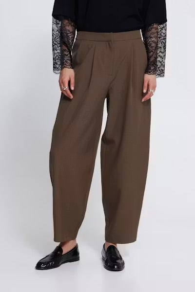 Fava Barrel trousers |Ichi