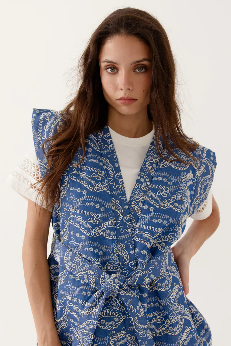 Ariazia Sleeveless Jacket | Artlove