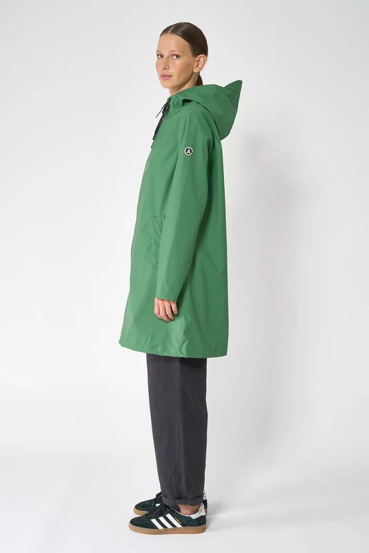 Nuovola Comfrey Raincoat | Tanta