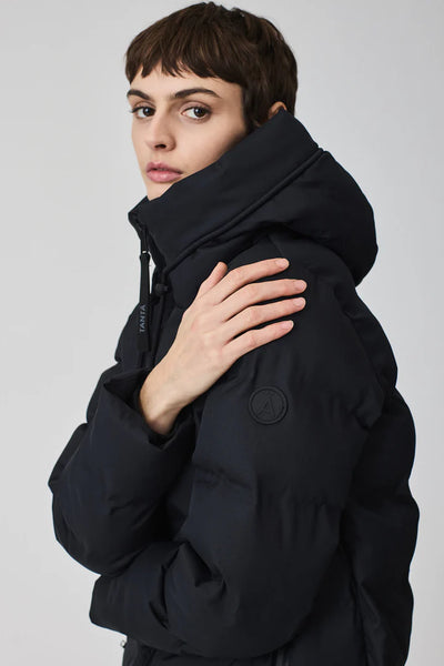 Snestorm Dark Navy | Tanta