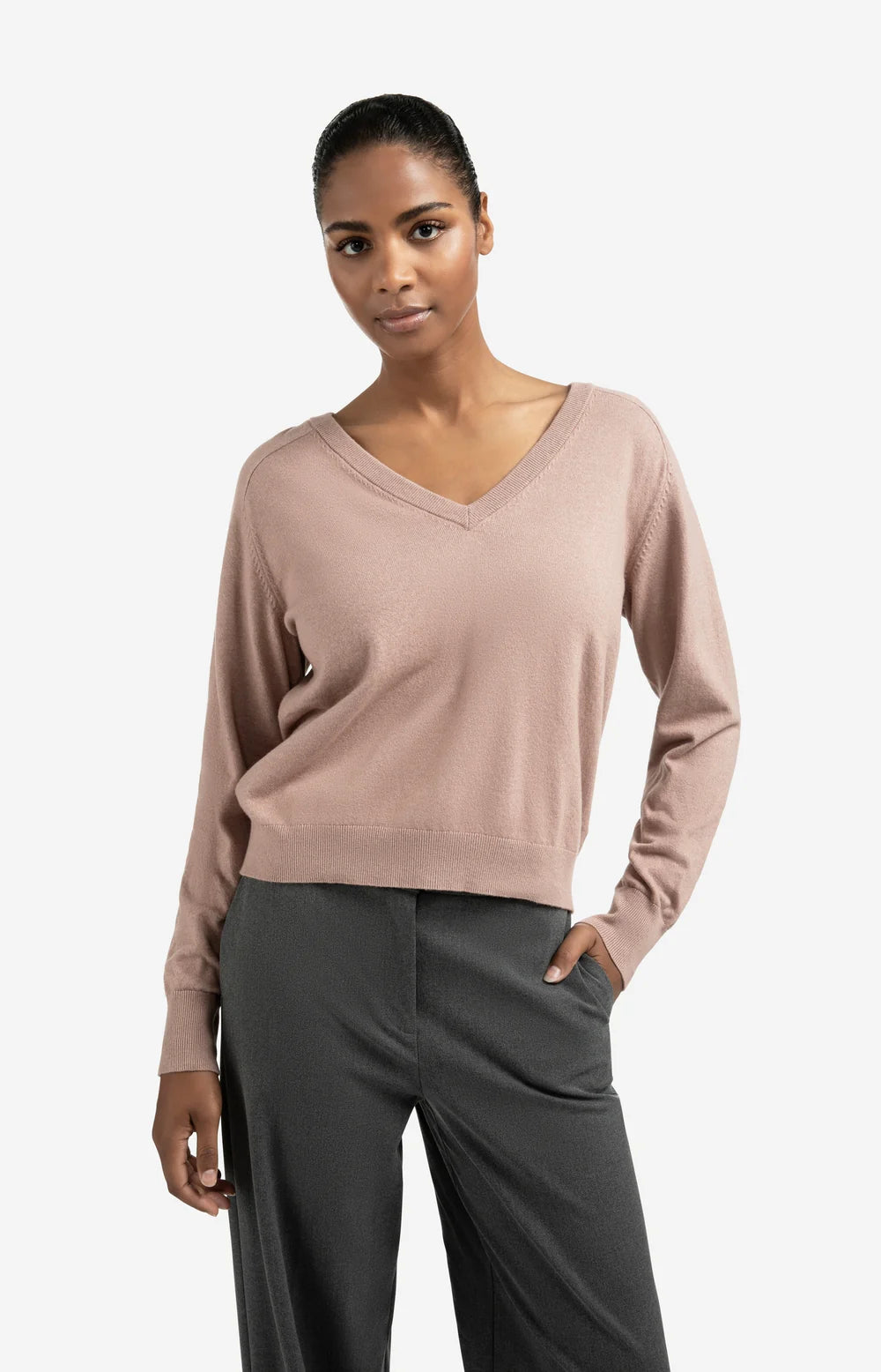 Double V neck sweater Blush Pink | YAYA