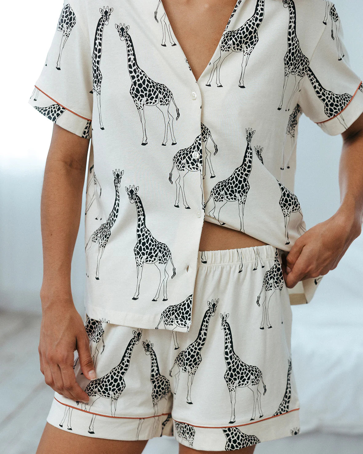 Chelsea Peers | Giraffe print shorts Pjs