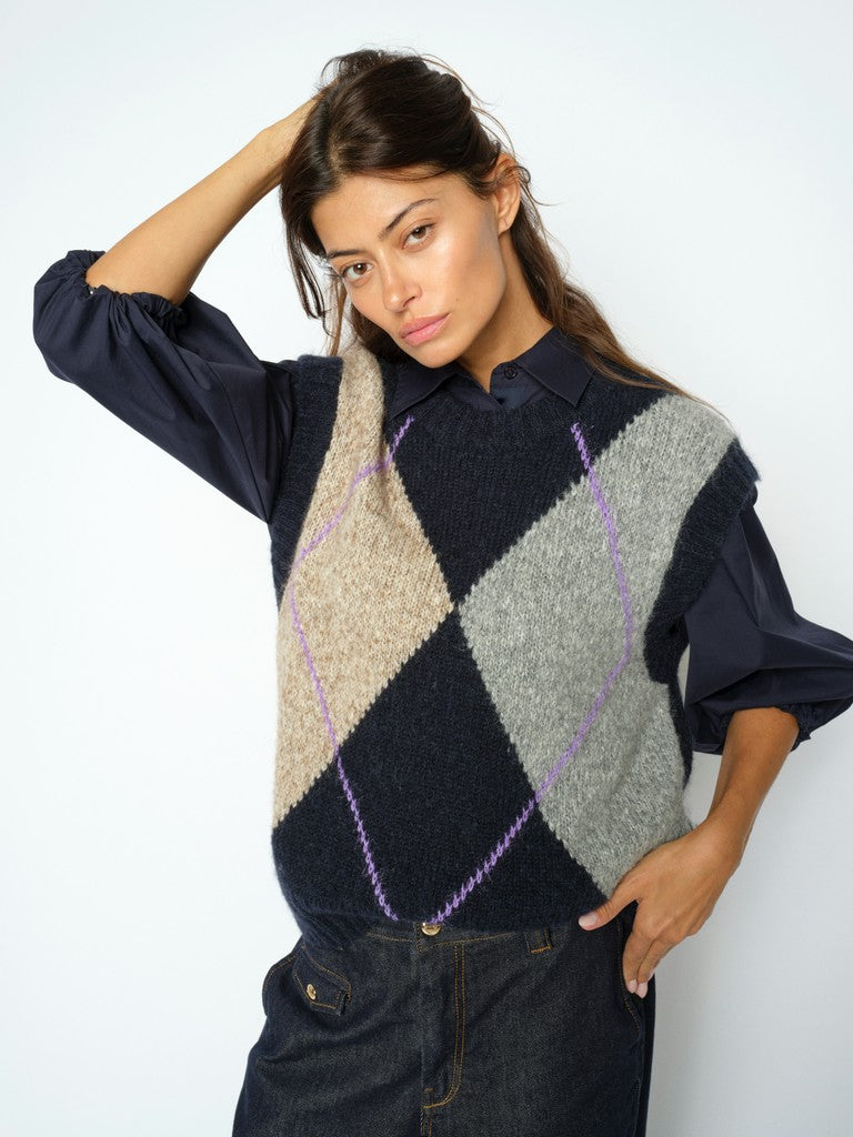 Jennine Vest |Mos Mosh