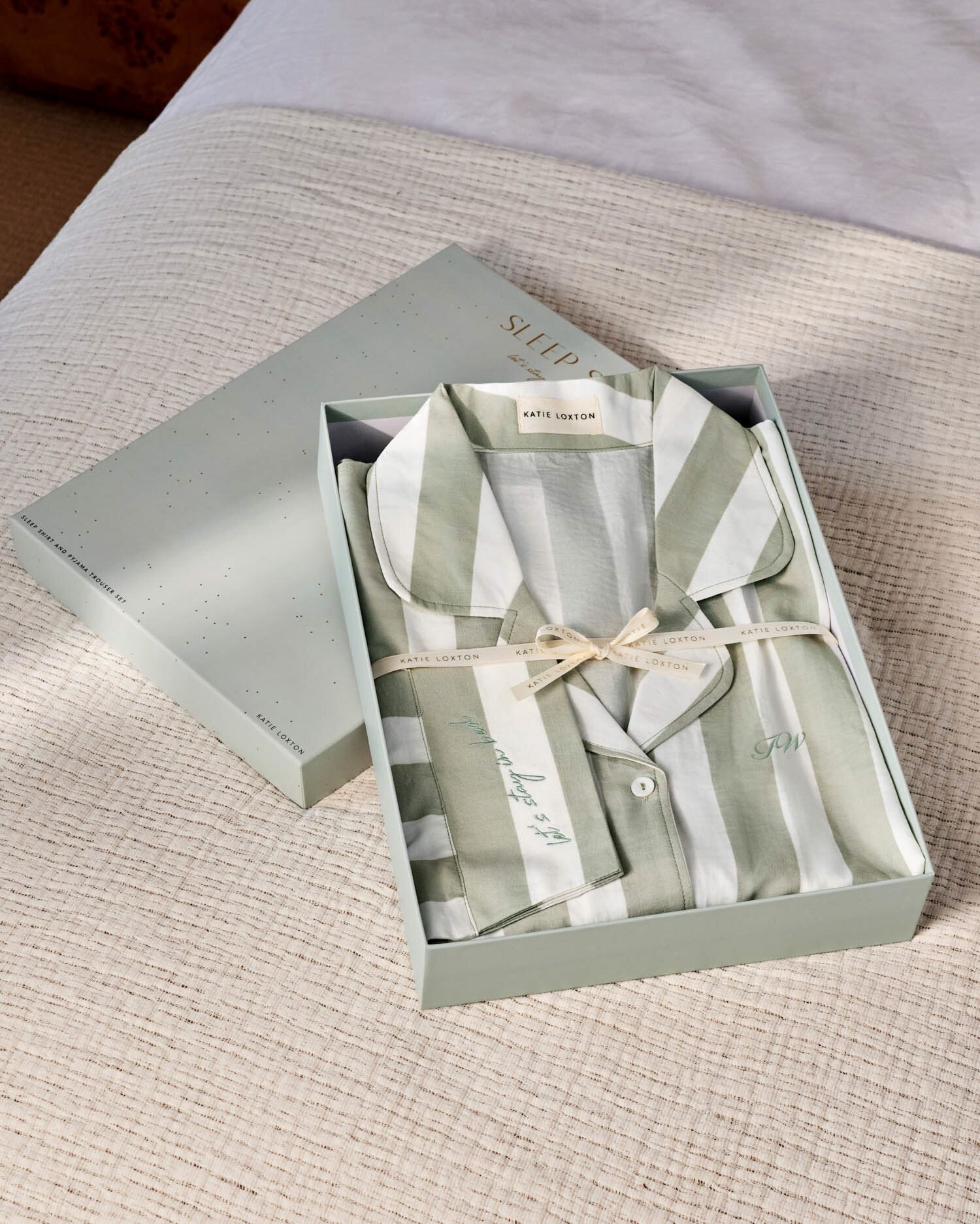 Gift Boxed Pyjama Set Green & White | Katie Loxton