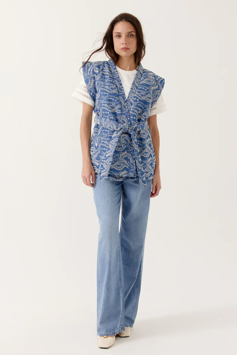 Ariazia Sleeveless Jacket | Artlove