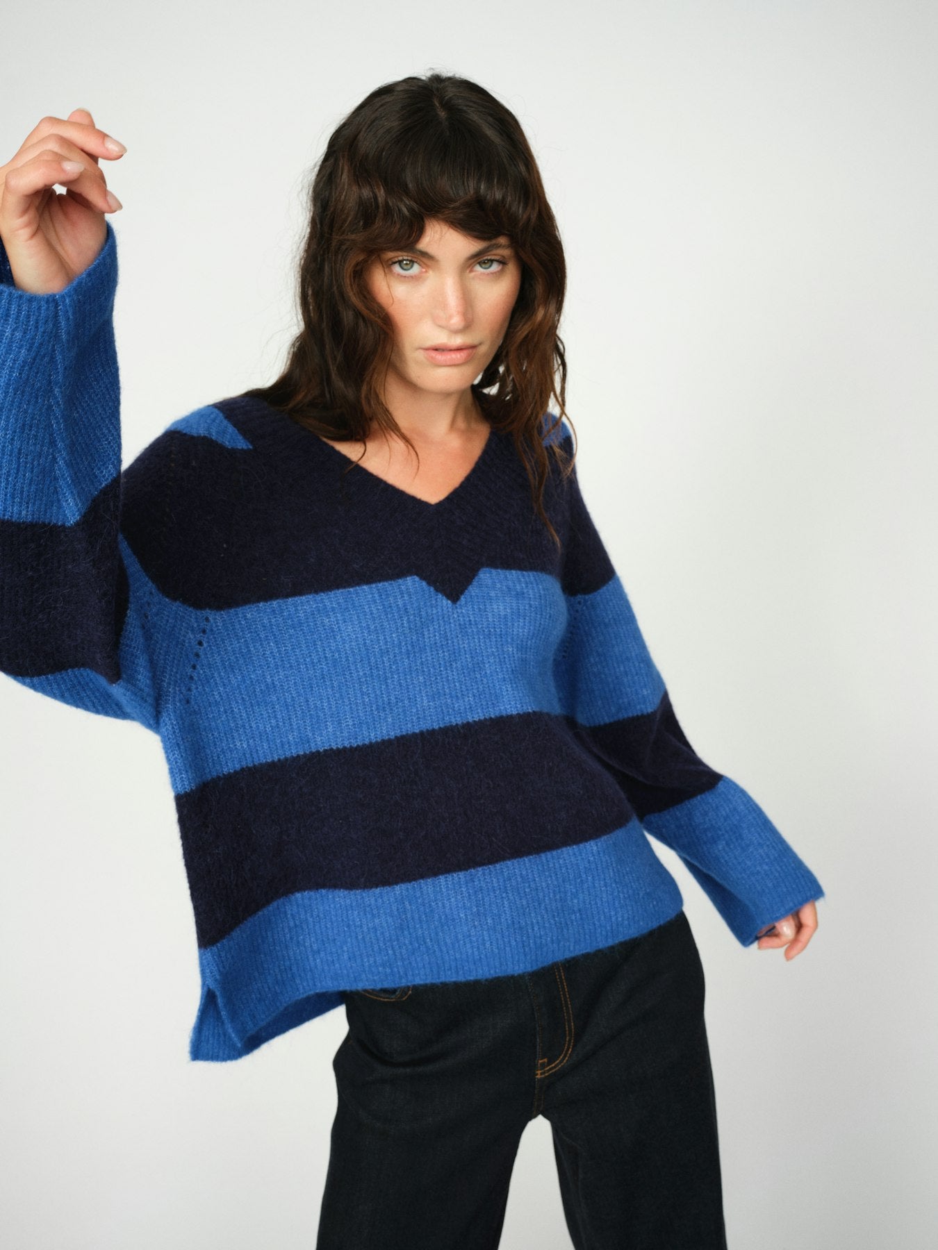 Taci Stripe V Neck Knit | Mos Mosh