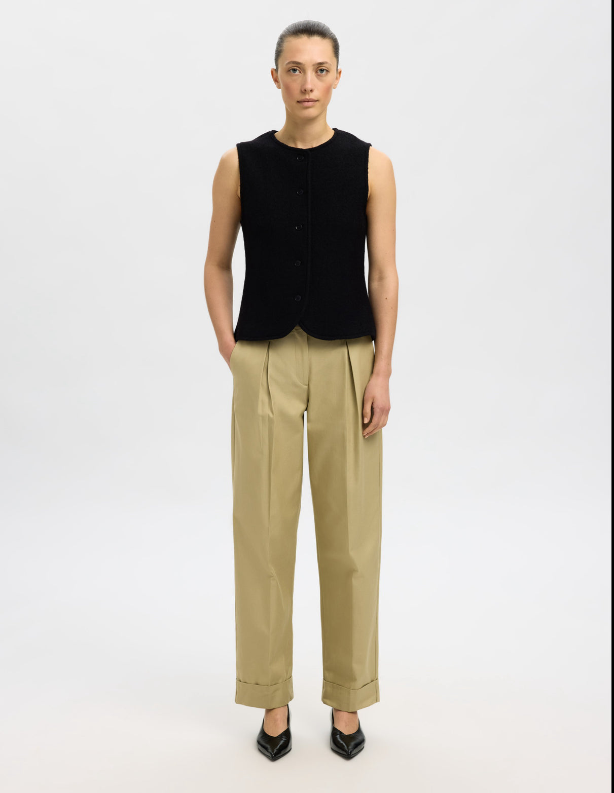Darla black knit vest | Selected Femme