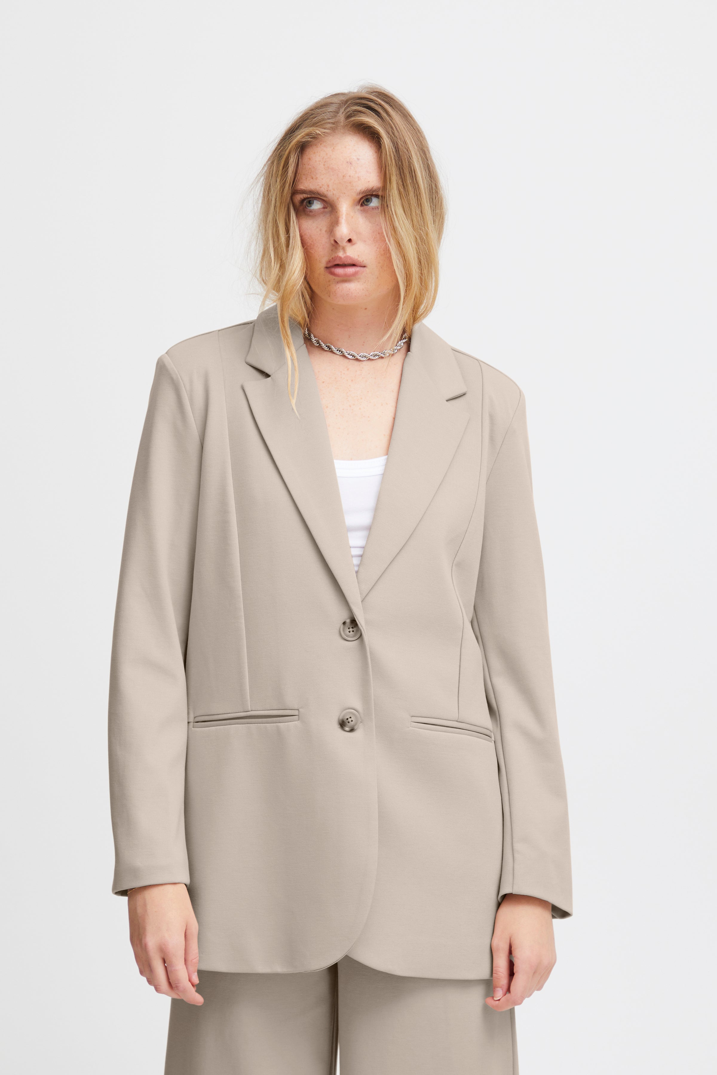 Ihkate oversized blazer- Doeskin|Ichi