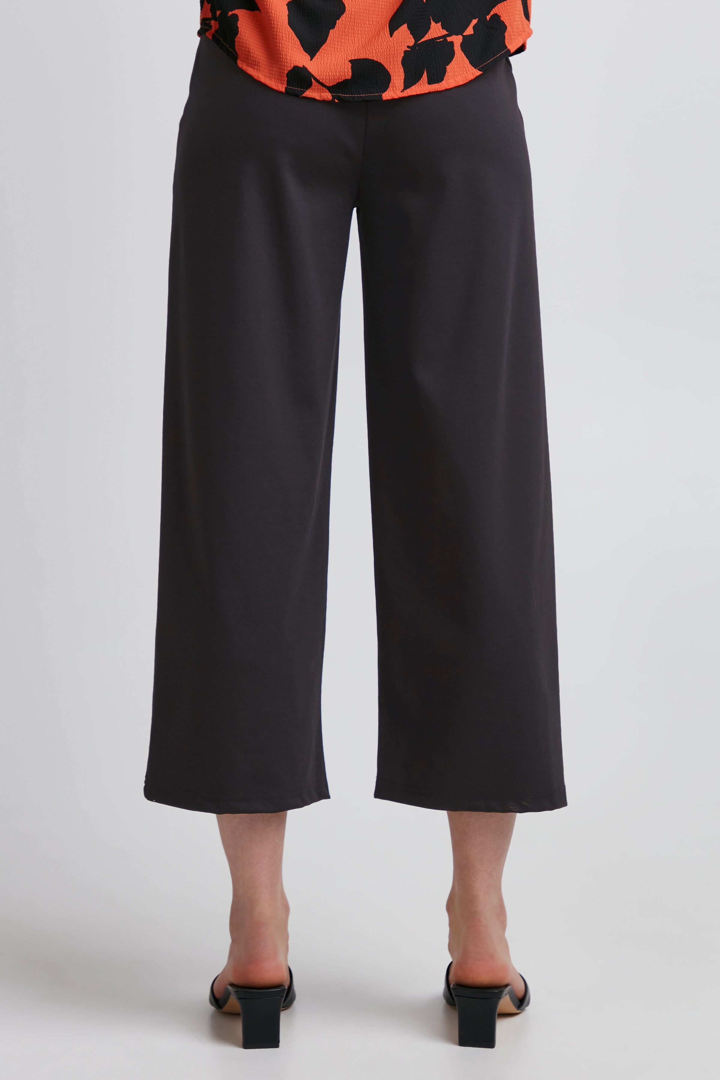 Kate SUS Wide Trouser | Ichi