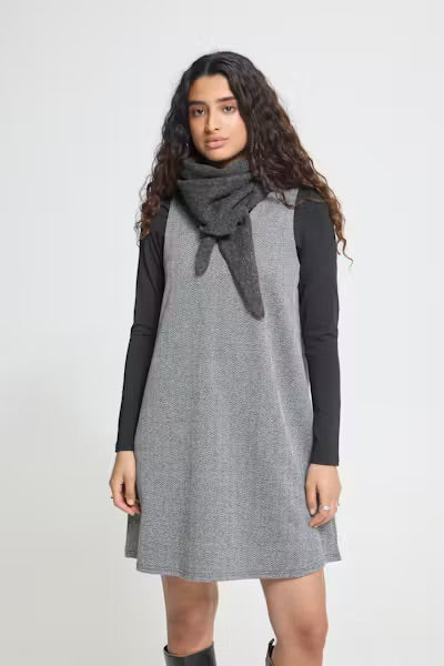 Iagry Grey scarf|Ichi