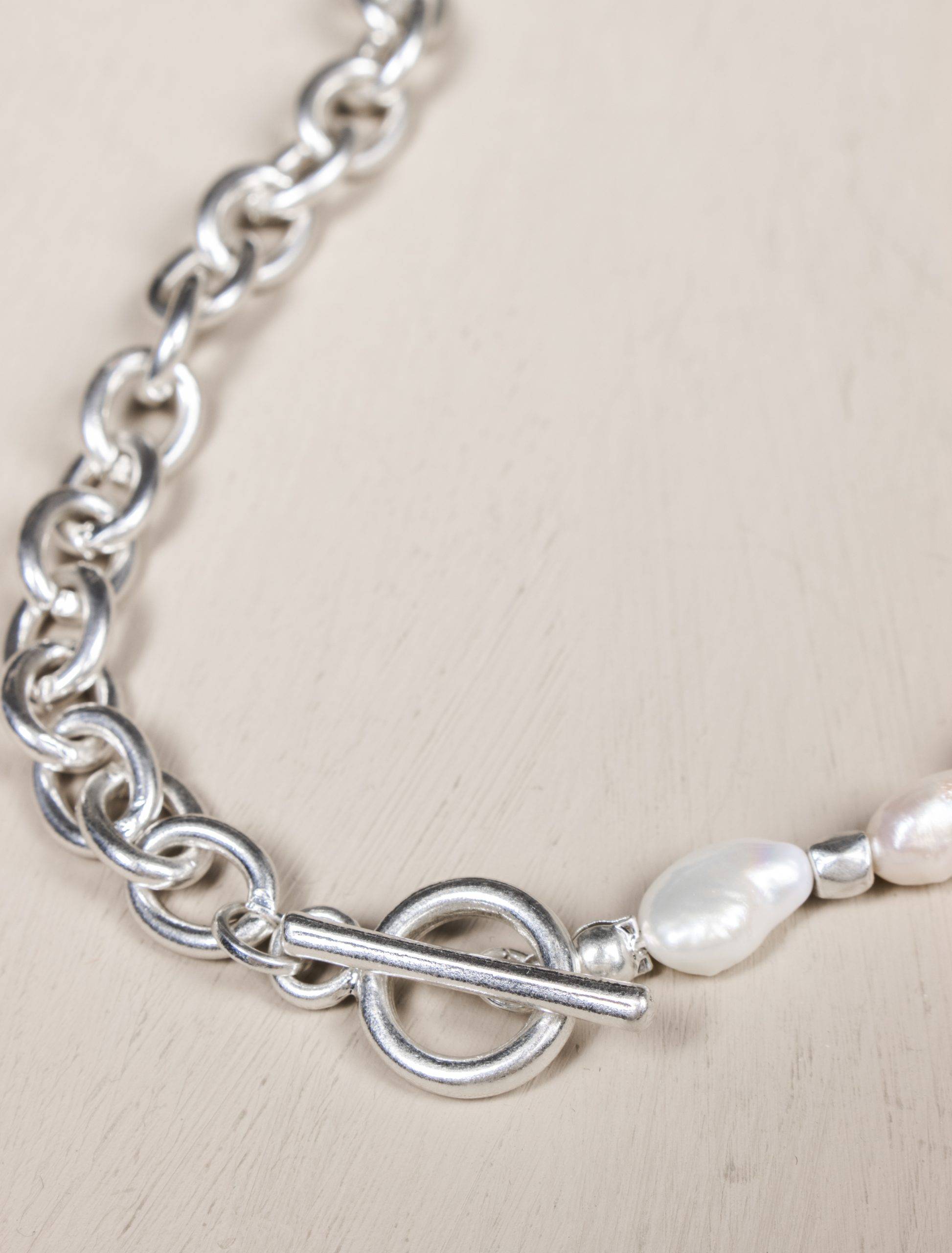 Brittany silver pearl necklace - Olia