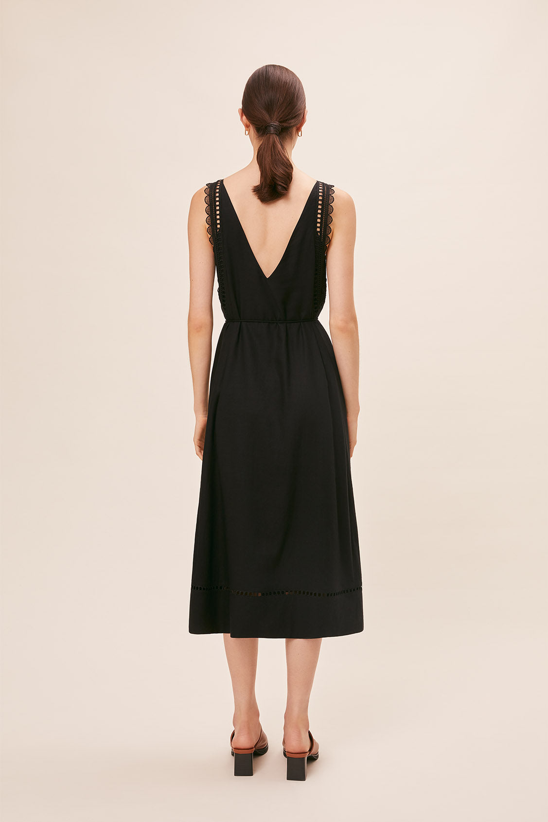 Cristy Black Dress | Suncoo