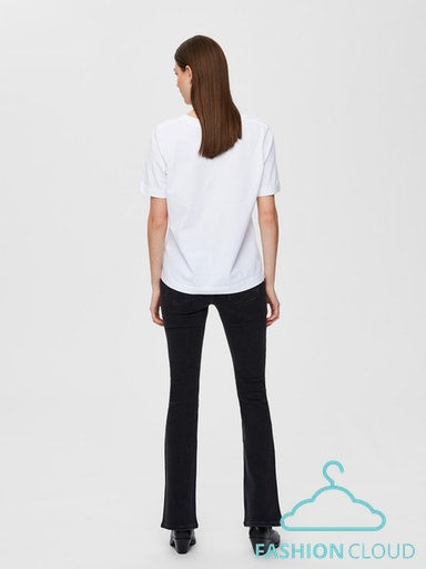 White v-neck tshirt | Selected Femme