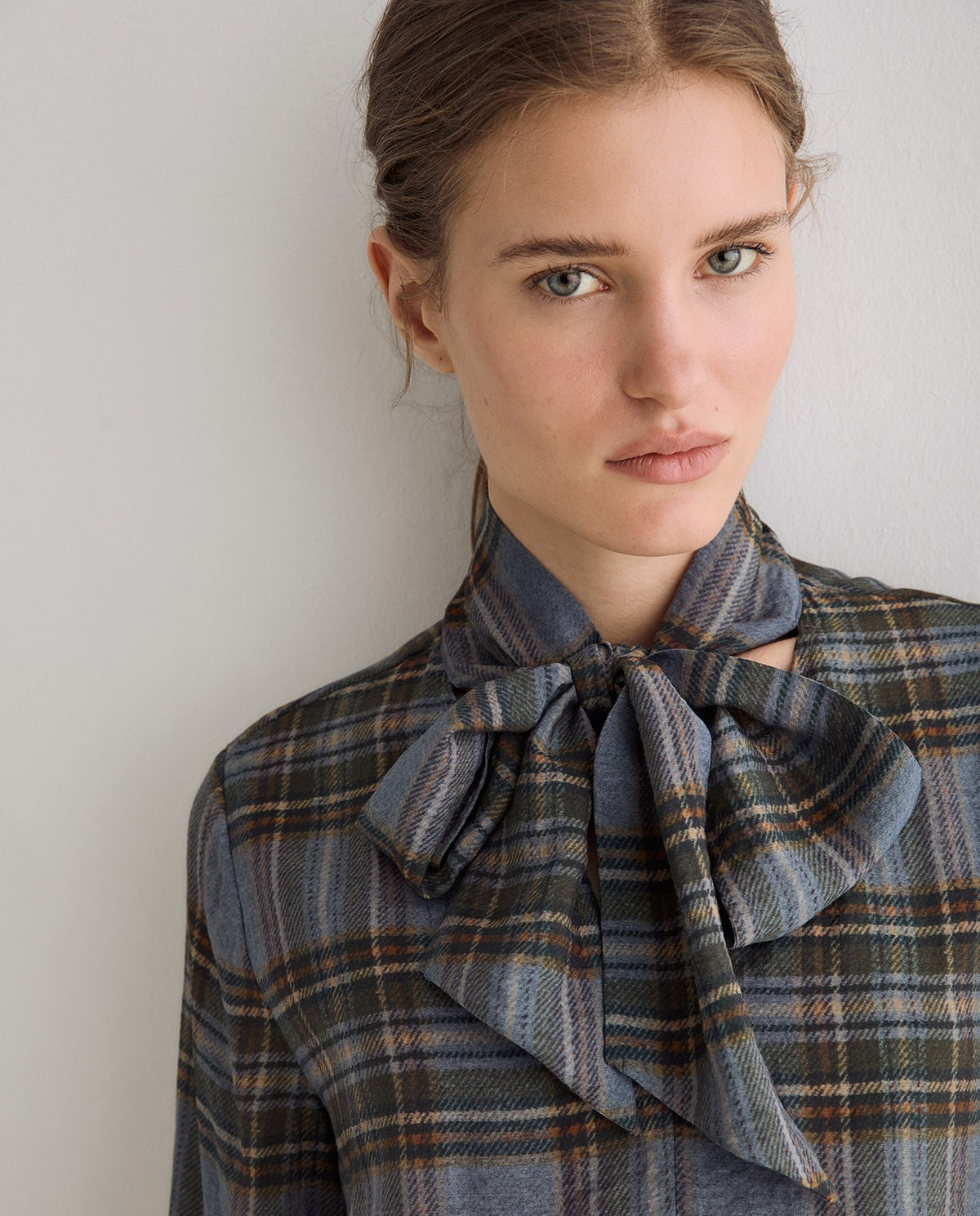 Newport Checked Bow shirt | Yerse