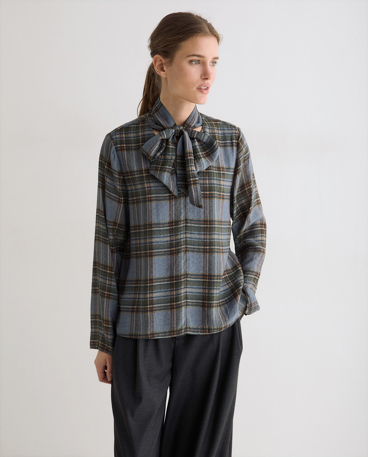 Newport Checked Bow shirt | Yerse